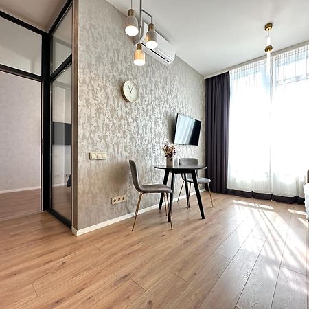 Kador Home Hotel Downtown Kyjev Pokoj fotografie